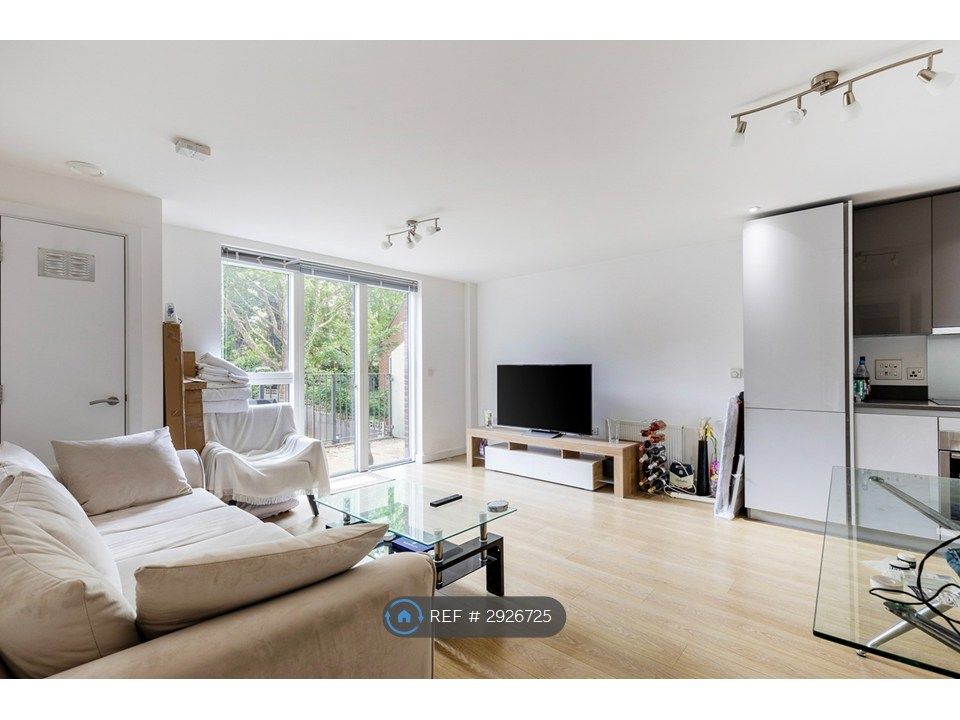 Property photo 2 of 12 Open Plan Living Room And Kitchen