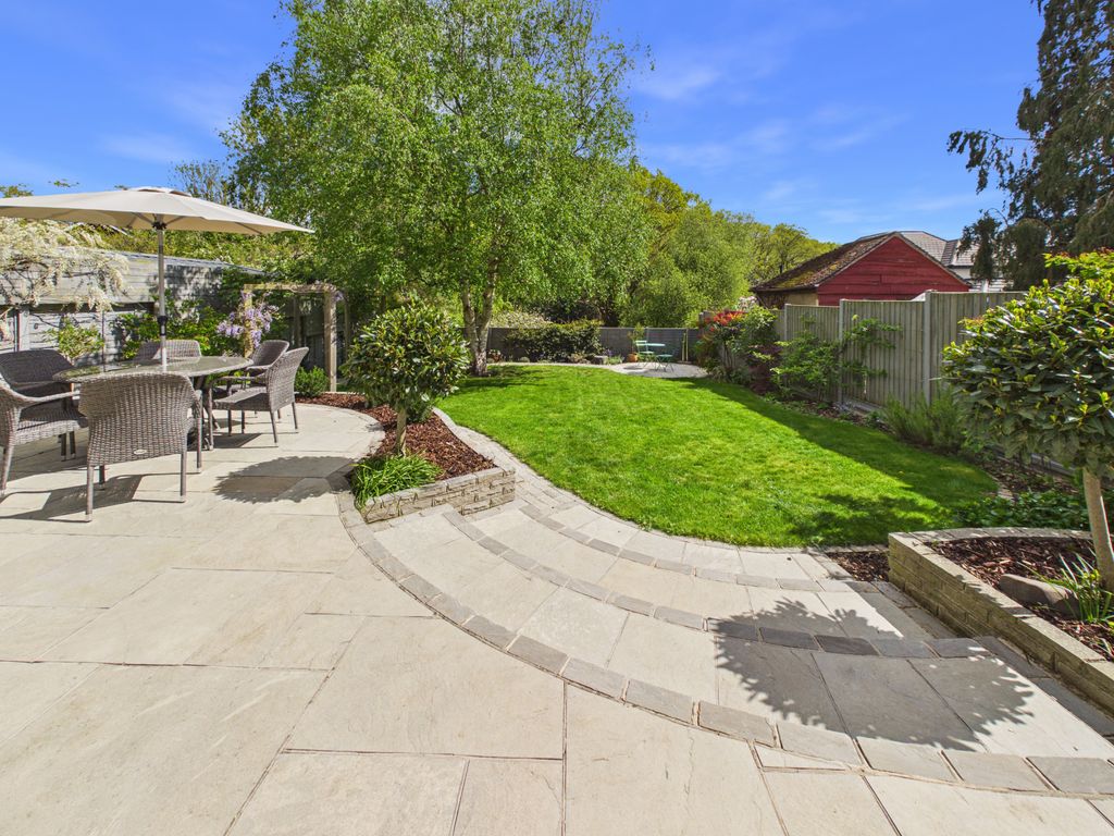 Property photo 2 of 17 Gallery