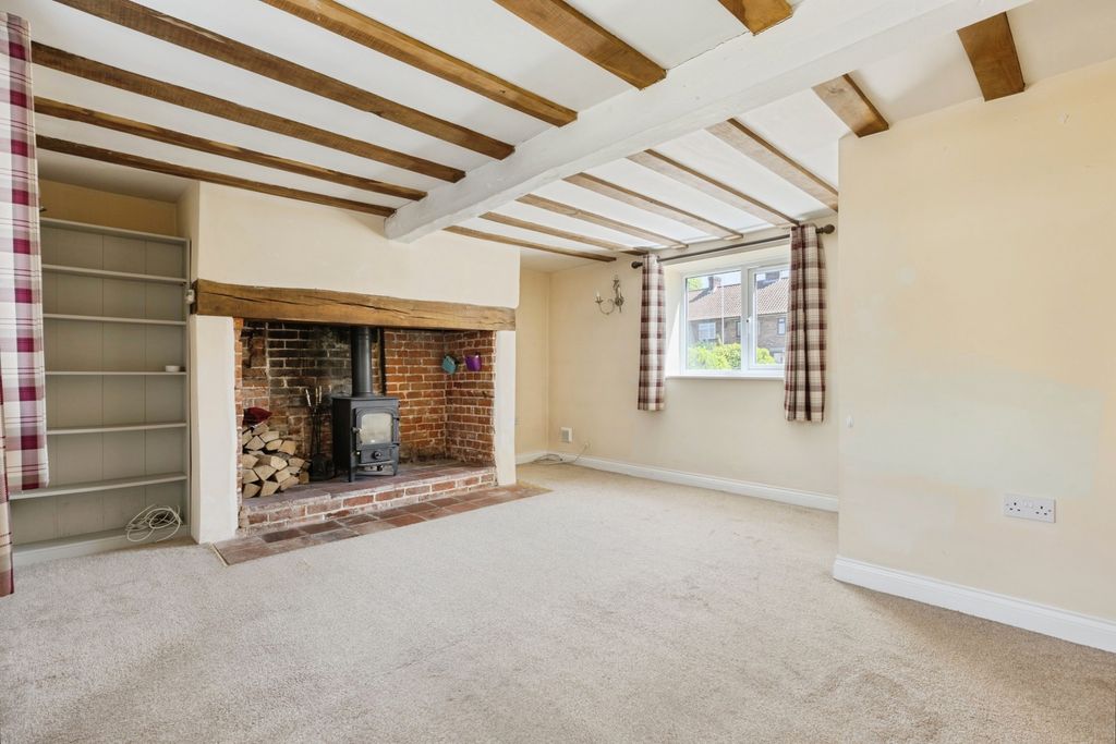 Property photo 2 of 21 Pbox-Img.Jpg
