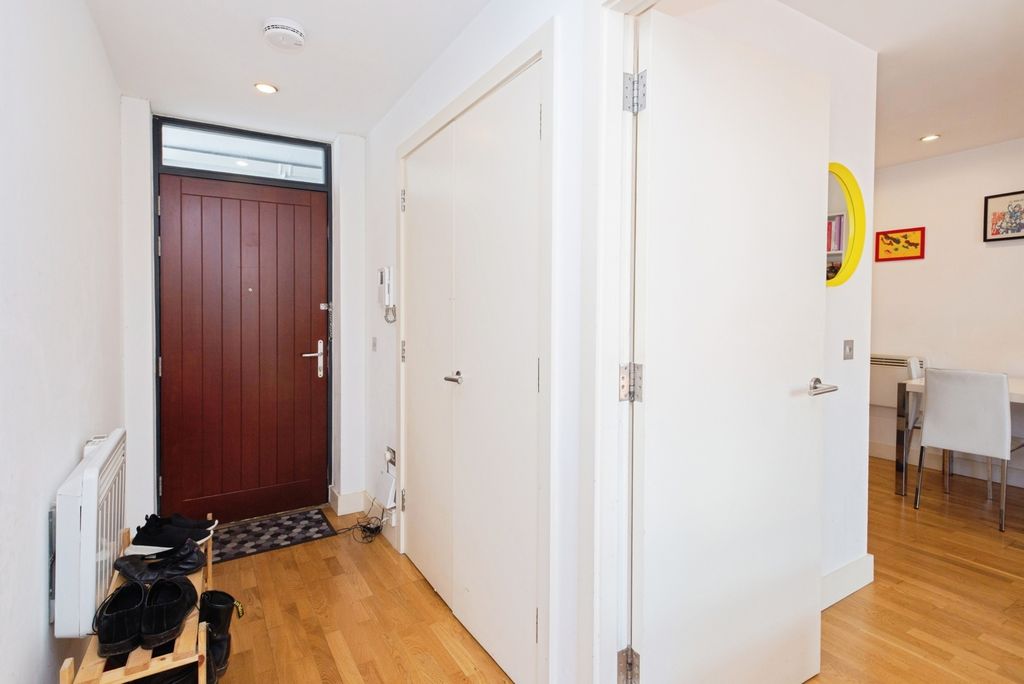 Property photo 2 of 12 Photo