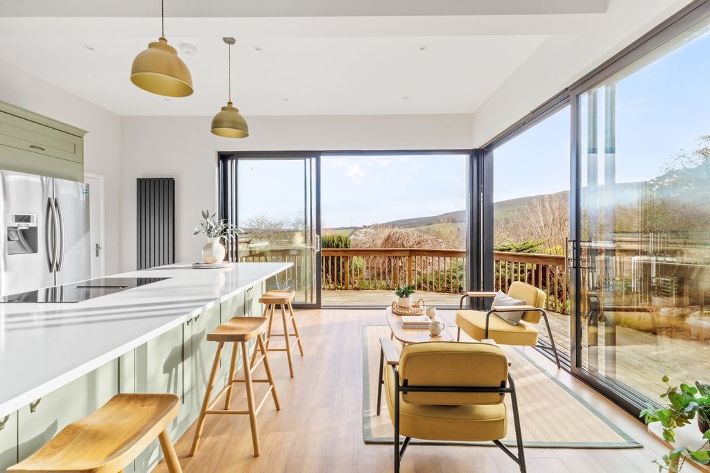 Property photo 3 of 45 4747745