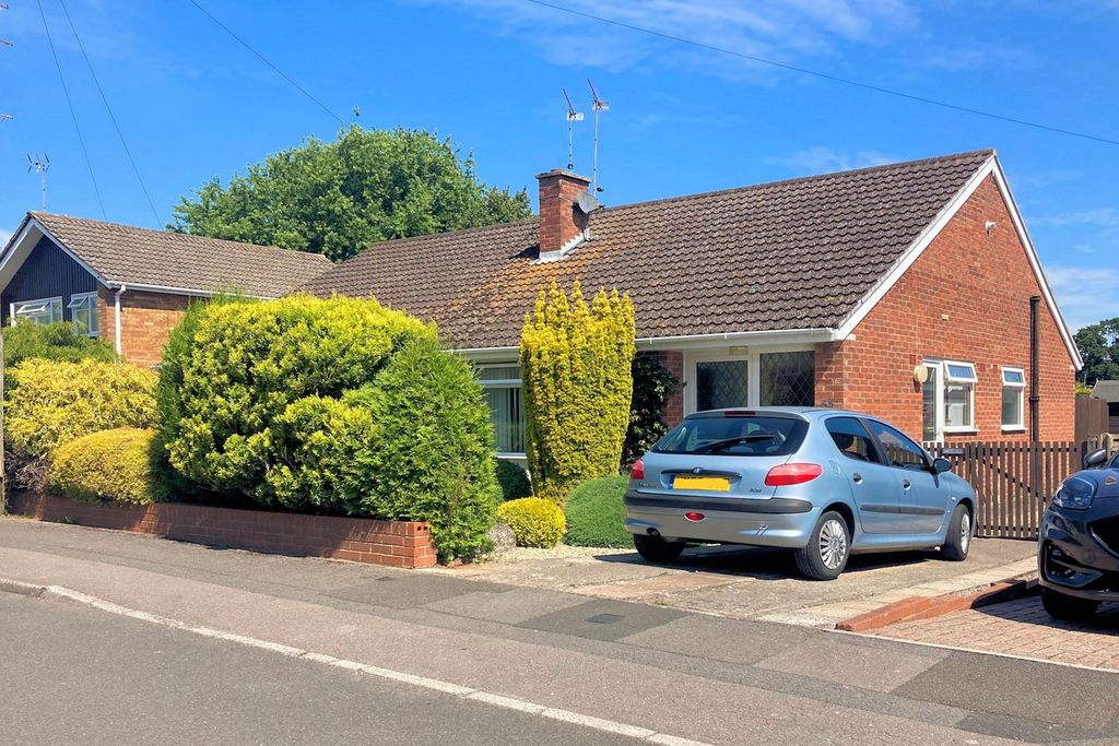 Property photo 1 of 12