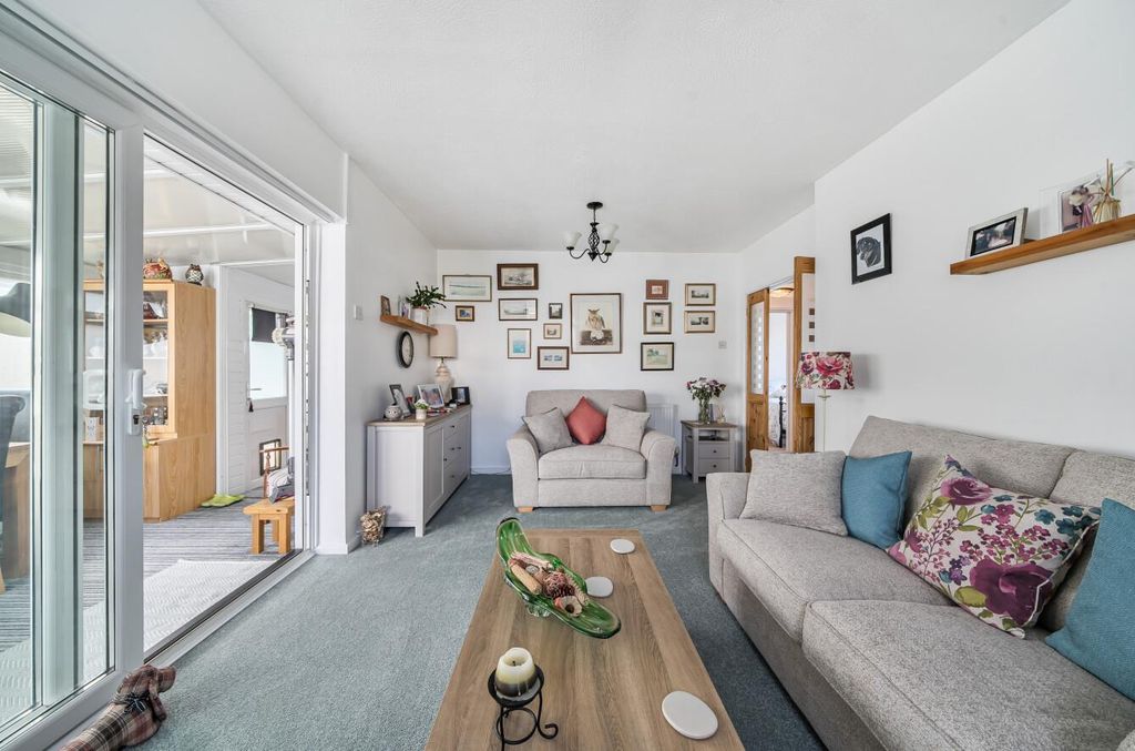 Property photo 2 of 18 1341995-13-68A499A65Ded9.Jpg