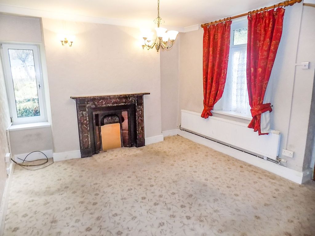 Property photo 2 of 24