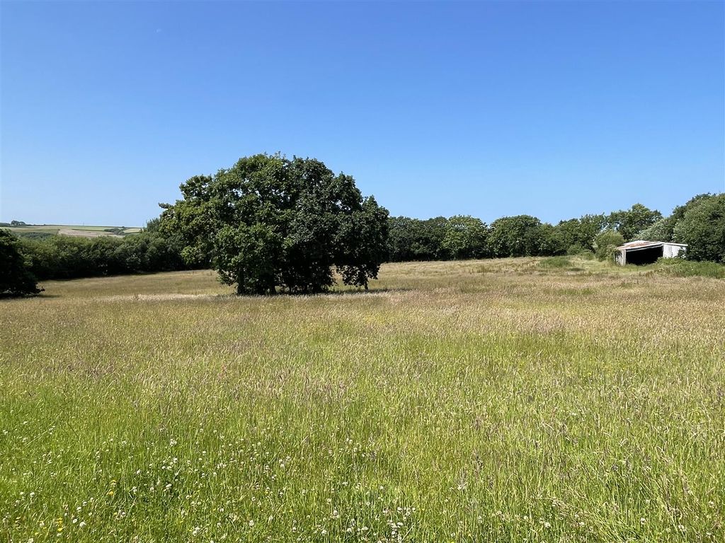 Property photo 1 of 8 Lot 3