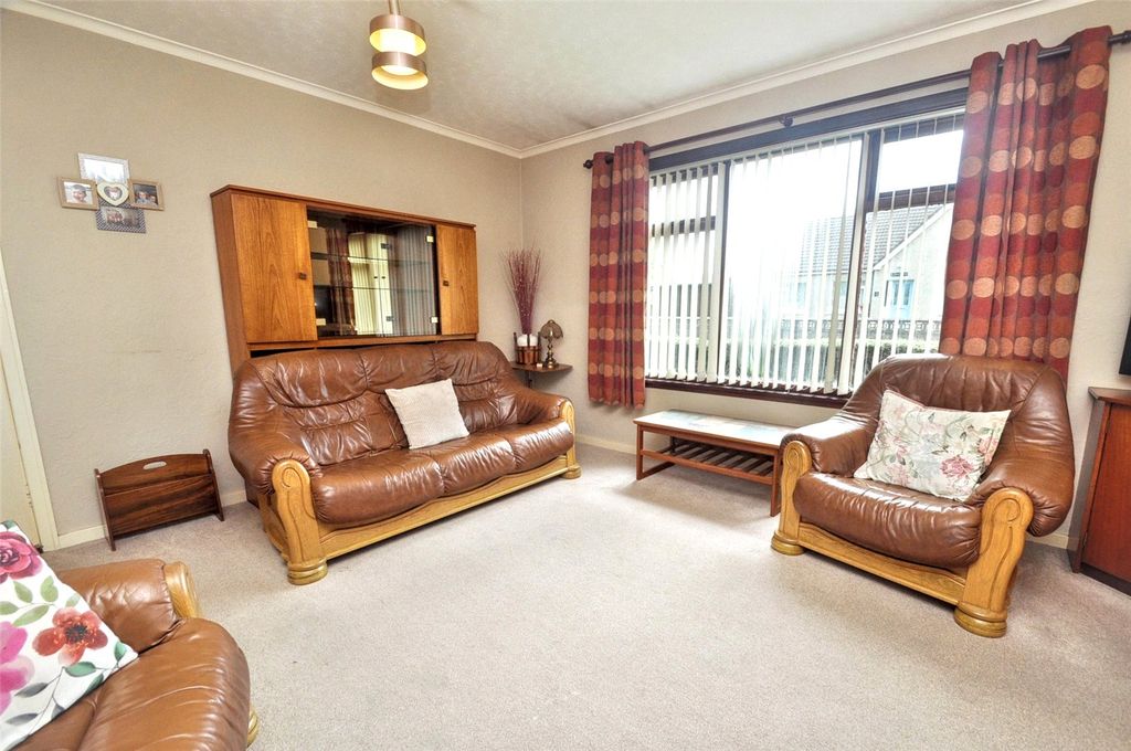 Property photo 2 of 24 Living Room