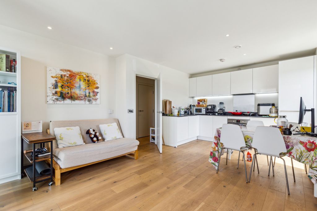 Property photo 1 of 12 3