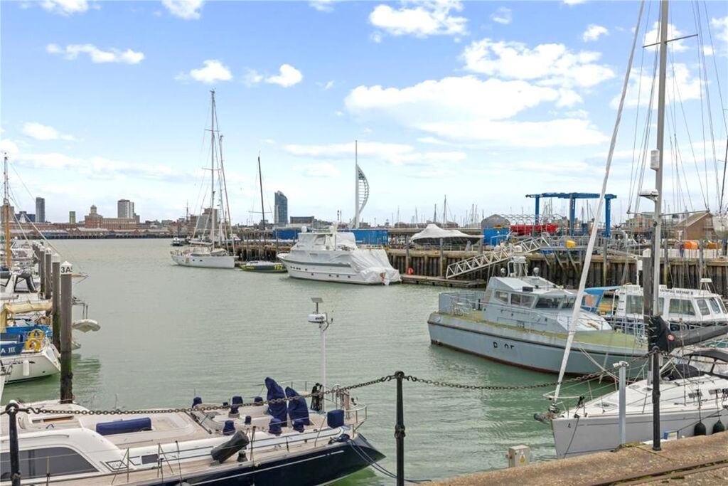 Property photo 2 of 9 Front View.Png