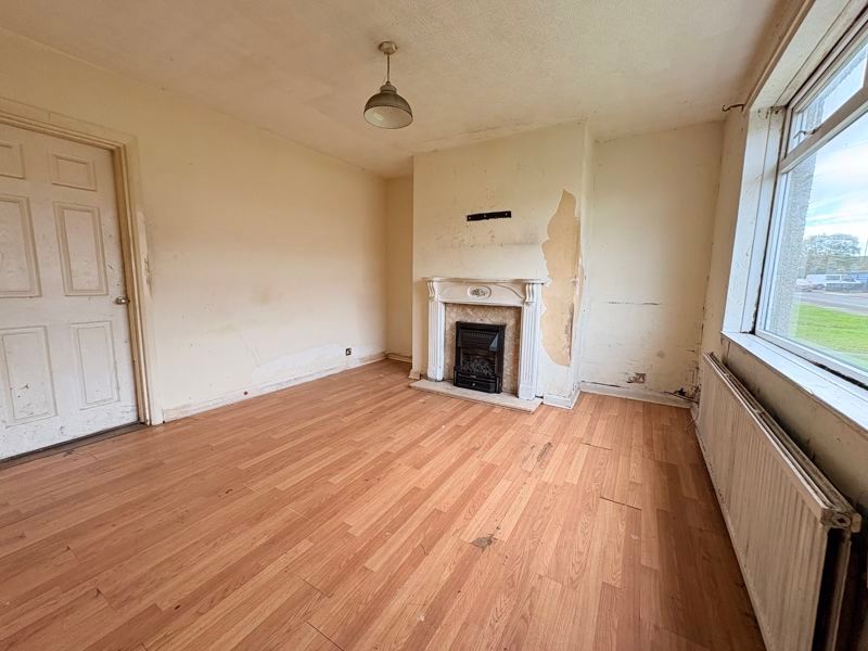 Property photo 2 of 6 Photo 4