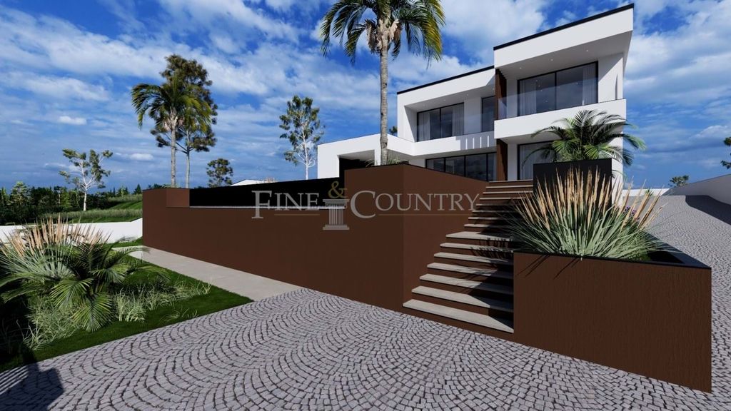 Property photo 2 of 27