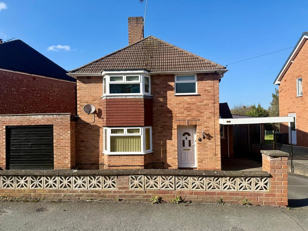 Property photo 1 of 12