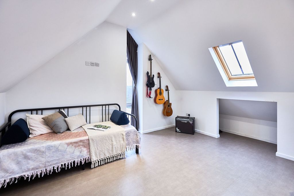 Additional image 35 of 8 bed detached house for saleCragtops, Kirk Smeaton WF8