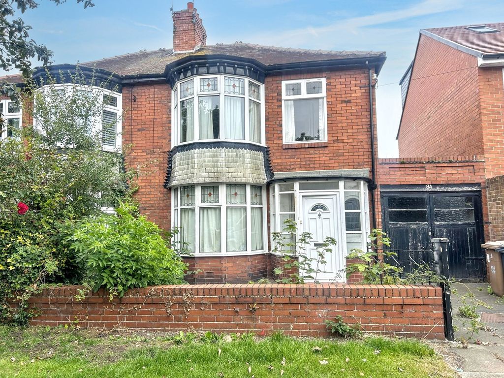 Property photo 2 of 18