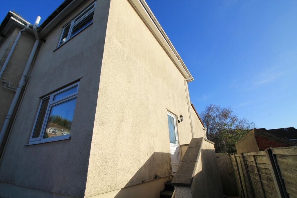 Property photo 3 of 6 Exterior 2.Jpg