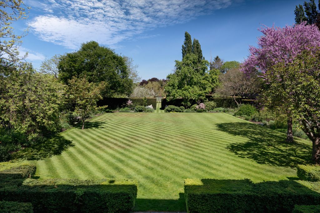 Additional image 11 of 10 bed detached house for saleHam Common, Richmond, Surrey TW10