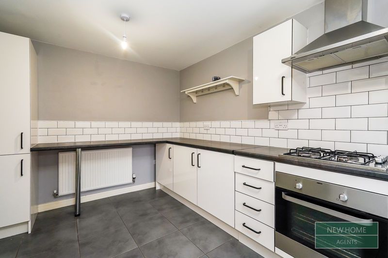 Property photo 3 of 27 Photo 8