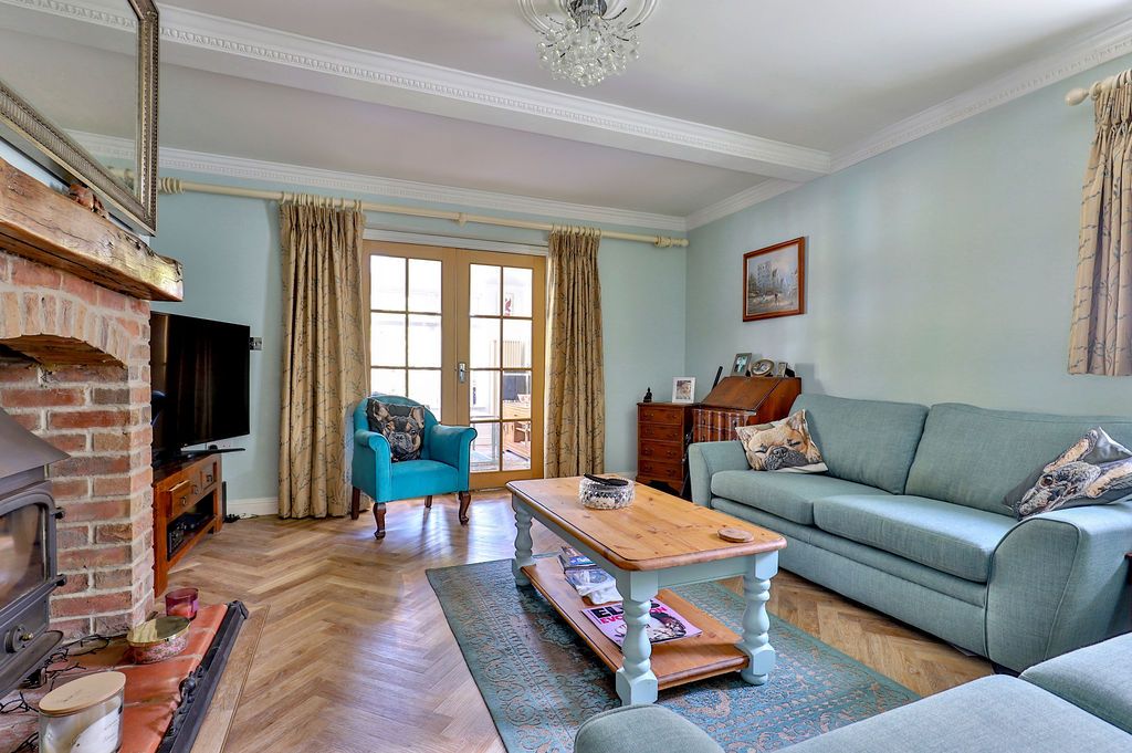 Property photo 3 of 20