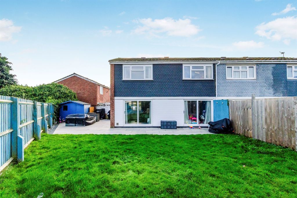 Property photo 2 of 16