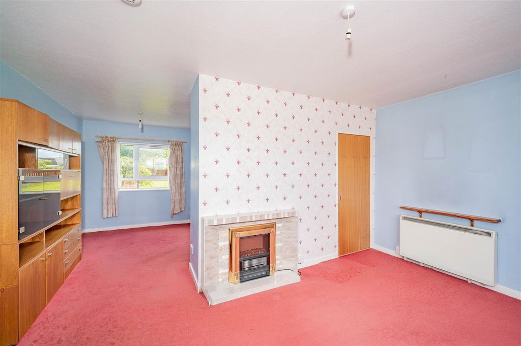 Property photo 3 of 17 31 Distillery Road Fettercairn-6.Jpg
