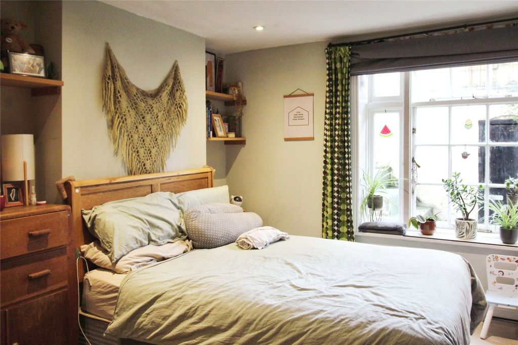 Property photo 3 of 9 Picture No. 05