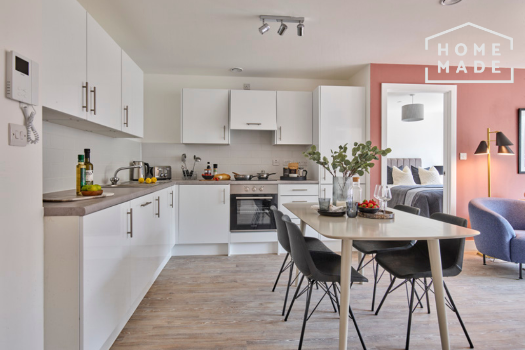 Property photo 1 of 12 51048150d963F38Faf4c9Ab1E530