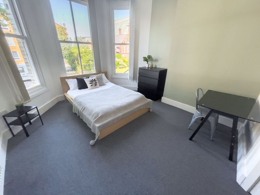 Property photo 3 of 20 Img_2305