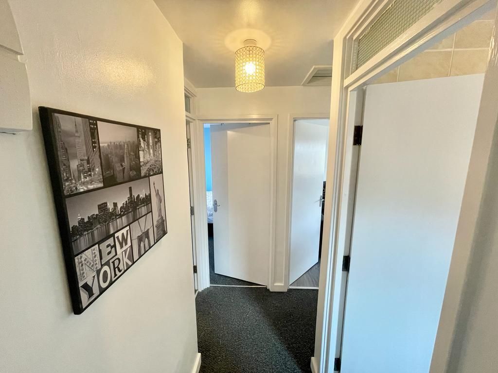 Property photo 2 of 10 11.Jpg