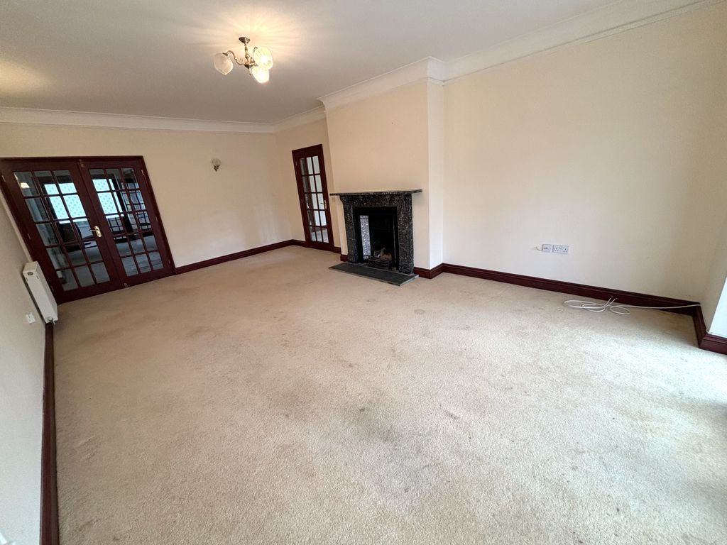 Property photo 3 of 22 Photo 42