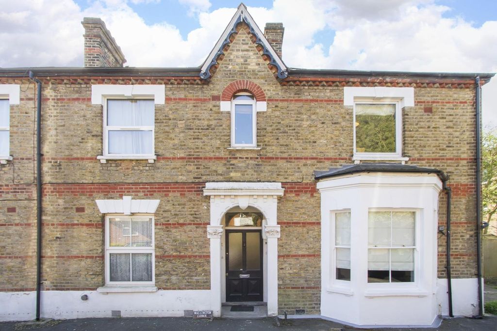 Property photo 1 of 7