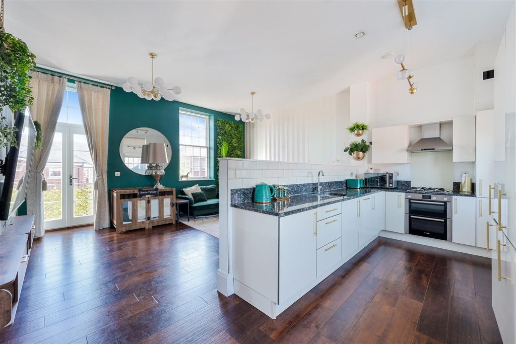 Property photo 2 of 14 Ashford Court (9).Jpg