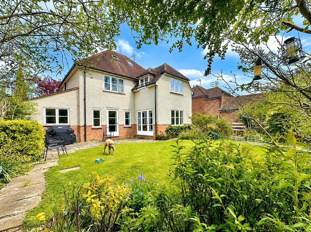 Property photo 2 of 23 Picture No. 85