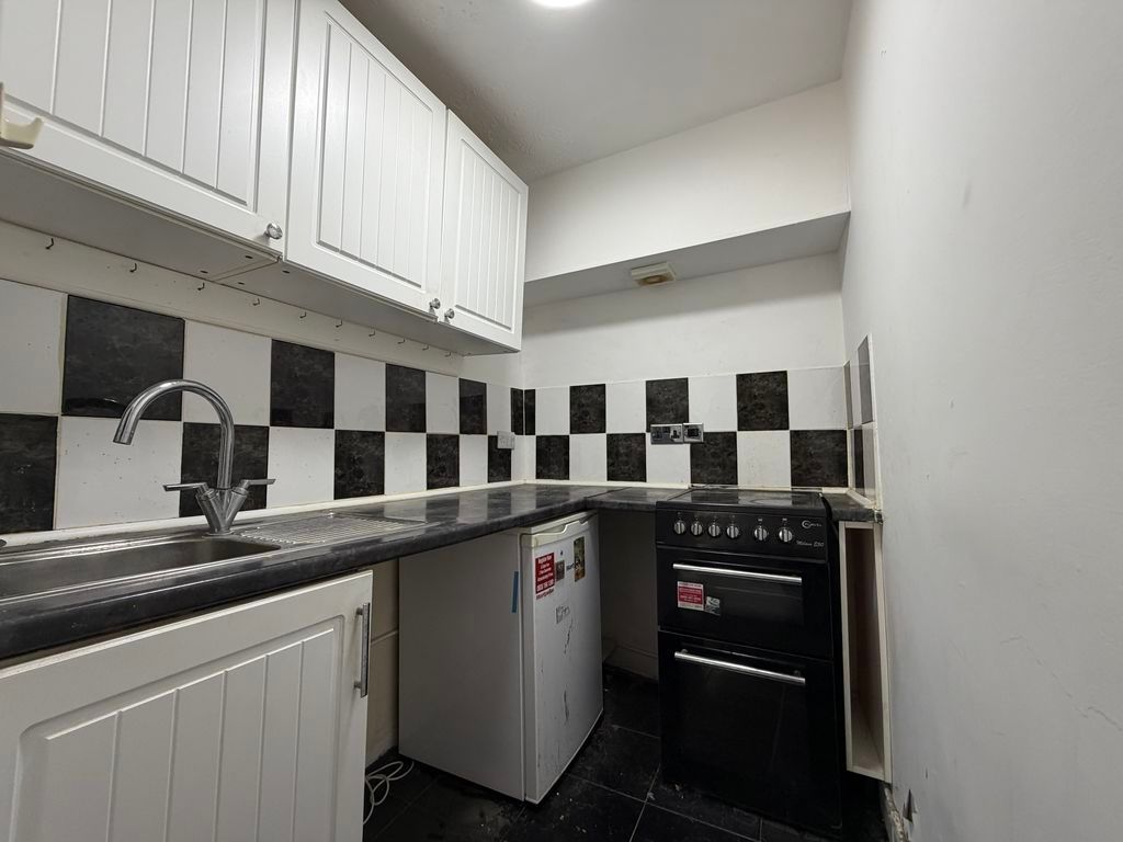 Property photo 3 of 5 Photo 1