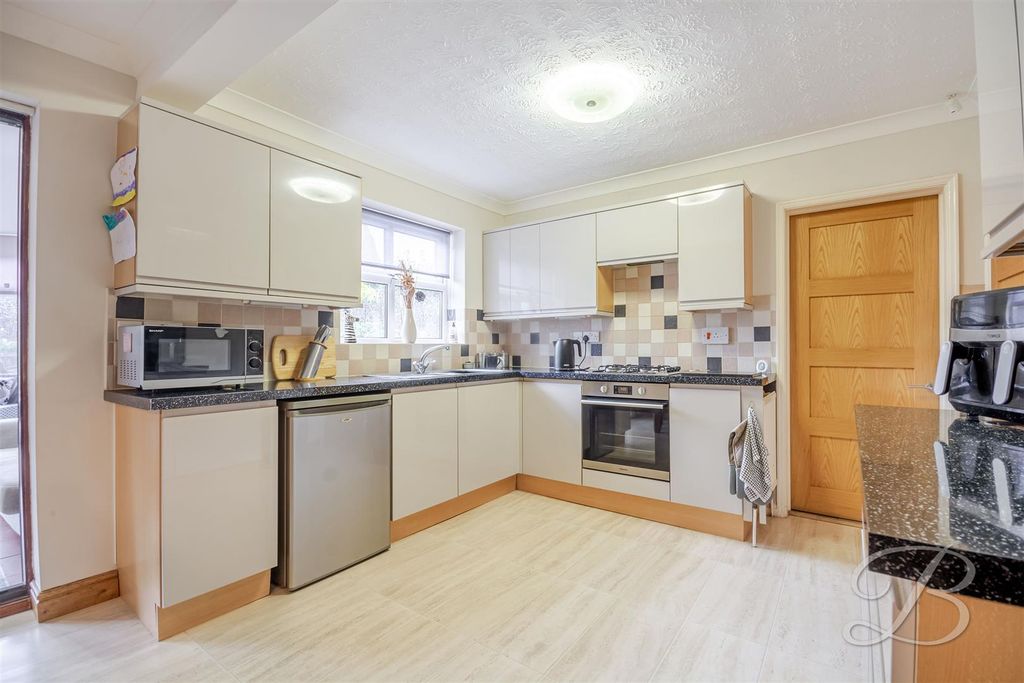 Property photo 2 of 32 Ccltd-19.Jpg