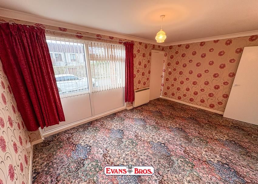 Property photo 3 of 12 Living Room