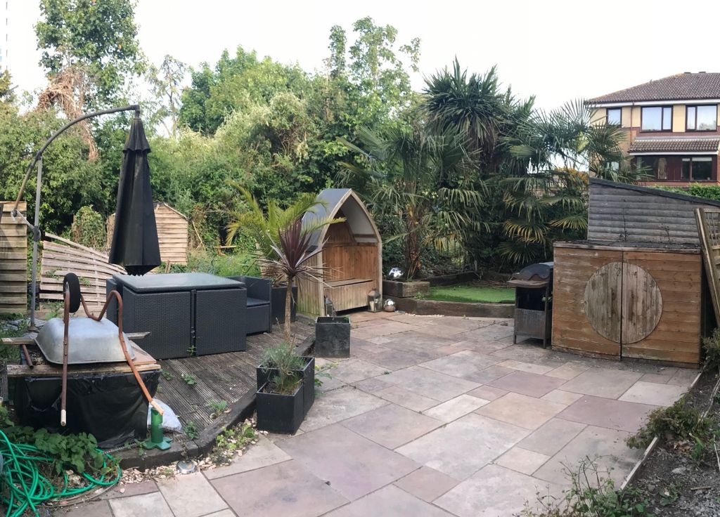 Property photo 1 of 6 Garden