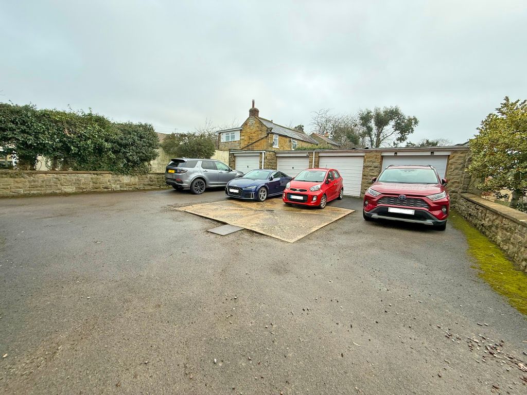 Additional image 9 of 3 bed flat for saleHall Park Close, Scalby YO13