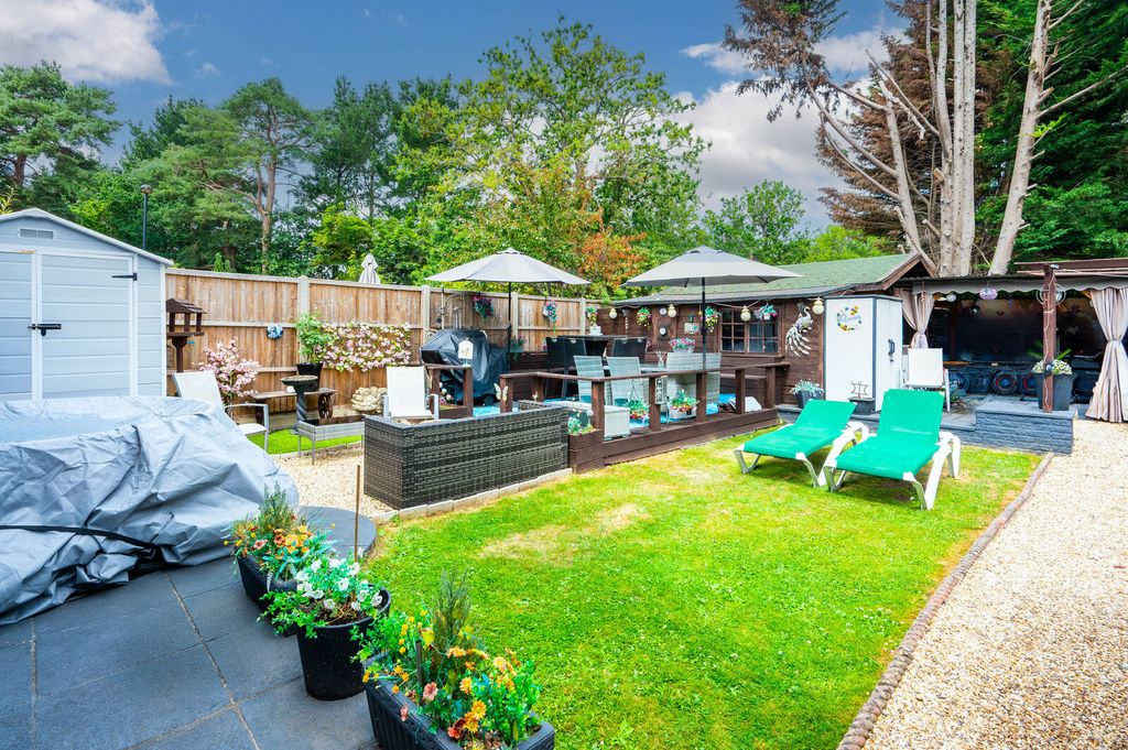 Property photo 3 of 38