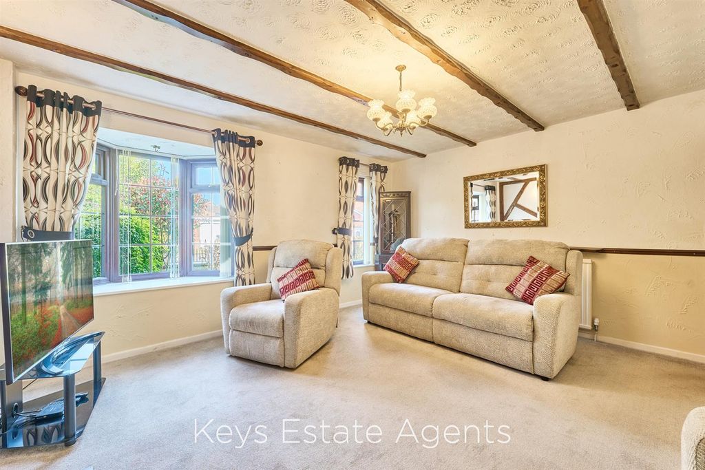 Property photo 3 of 21 P1701747_Hdr.Jpg