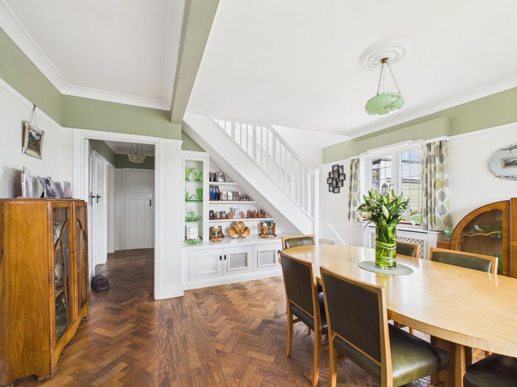 Property photo 2 of 28 Dining Room
