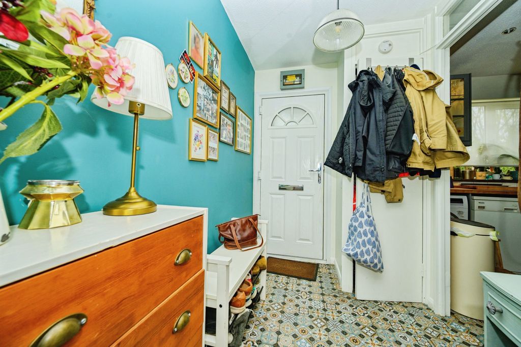 Property photo 3 of 15