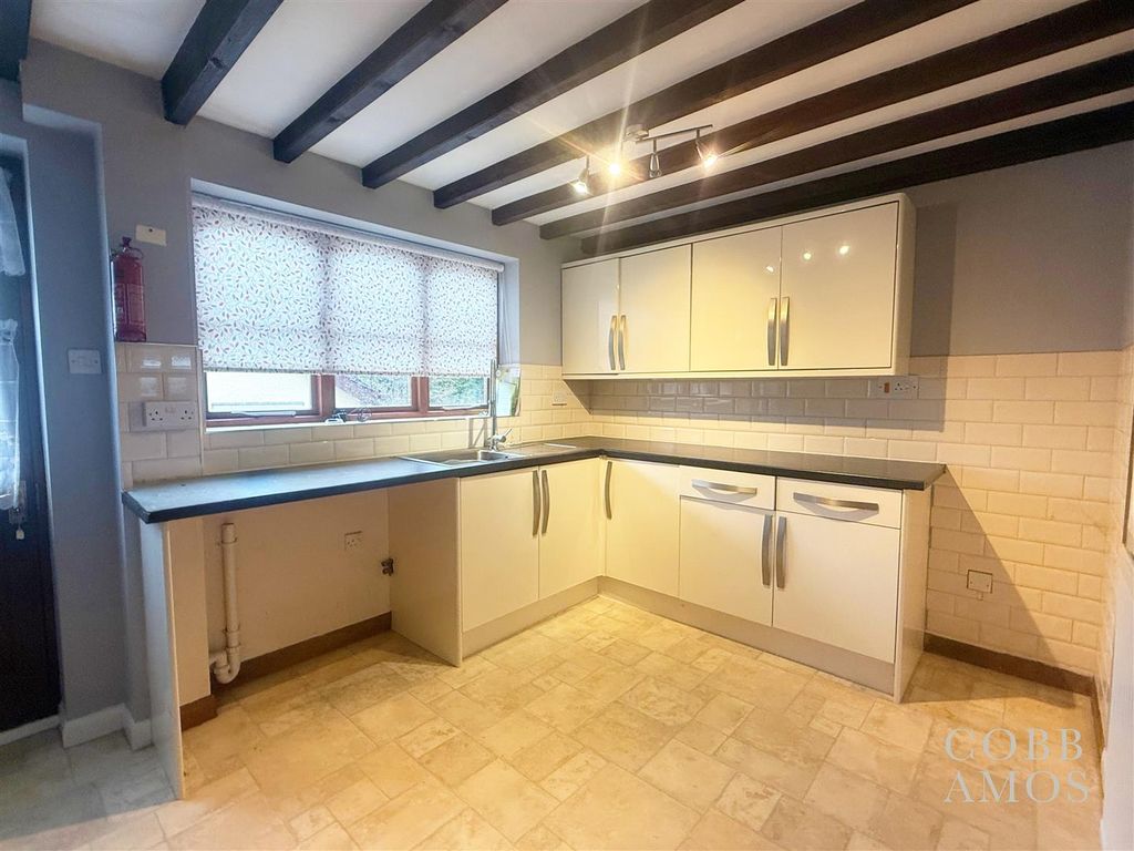 Property photo 2 of 16 Kitchen.Jpg