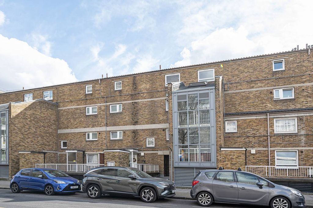 Property photo 2 of 13