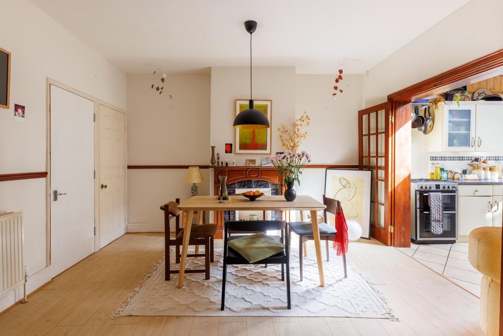 Property photo 1 of 21 8 Sandbed Road--16.Jpg