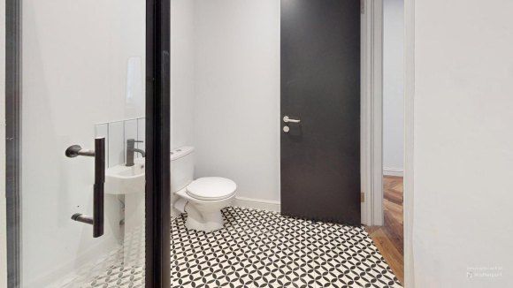 Property photo 3 of 6 8785775.Jpg