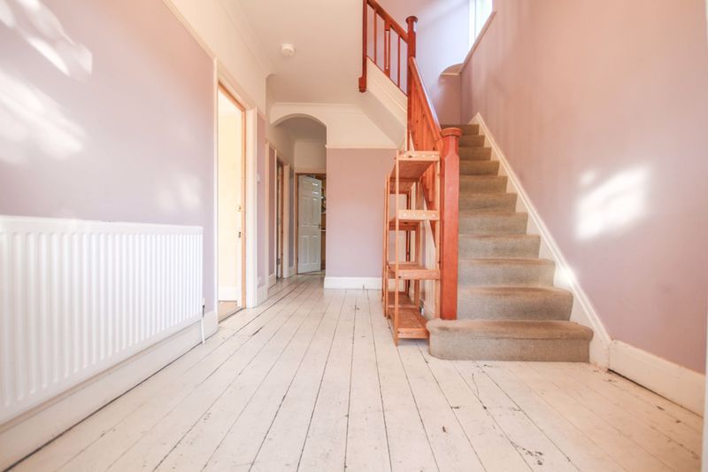 Property photo 3 of 17 Photo 26