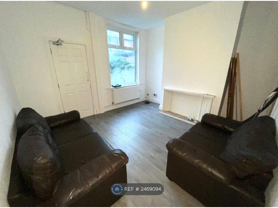 Property photo 3 of 5