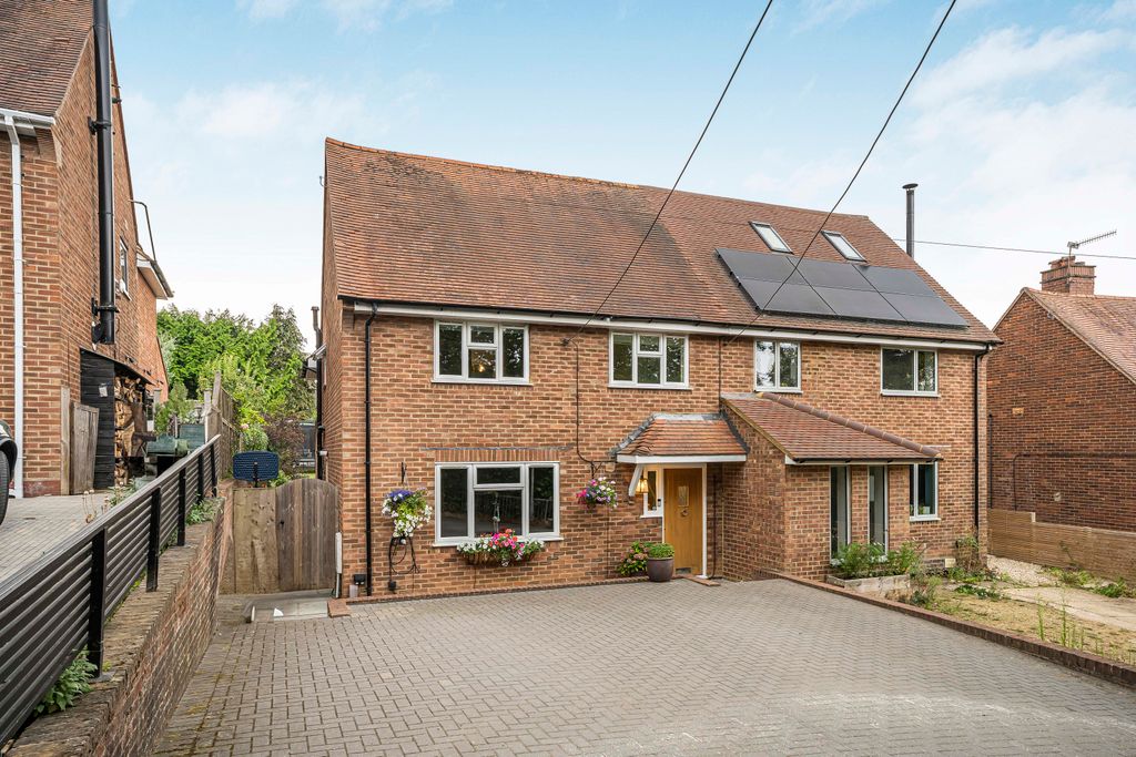 Property photo 1 of 27 160886