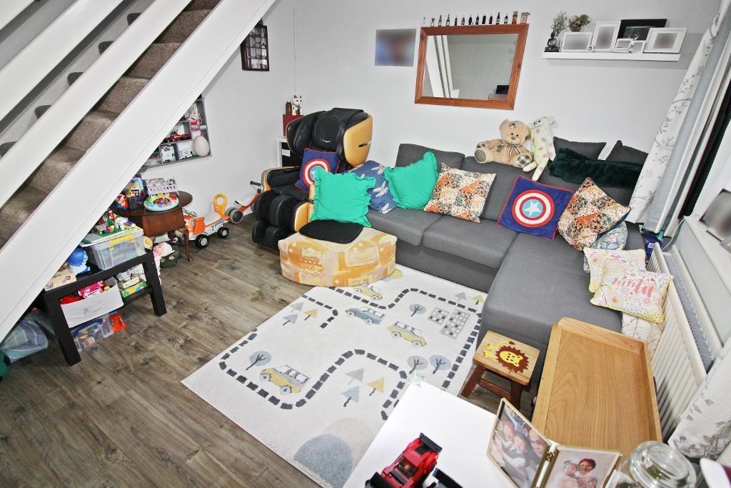 Property photo 2 of 10 Lounge