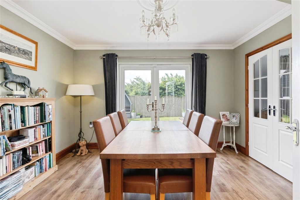 Property photo 3 of 23 Picture No. 37