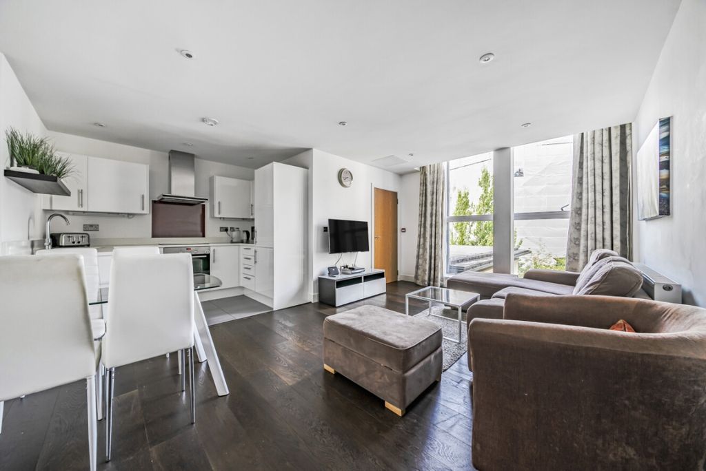 Property photo 1 of 14 1168257 (3)